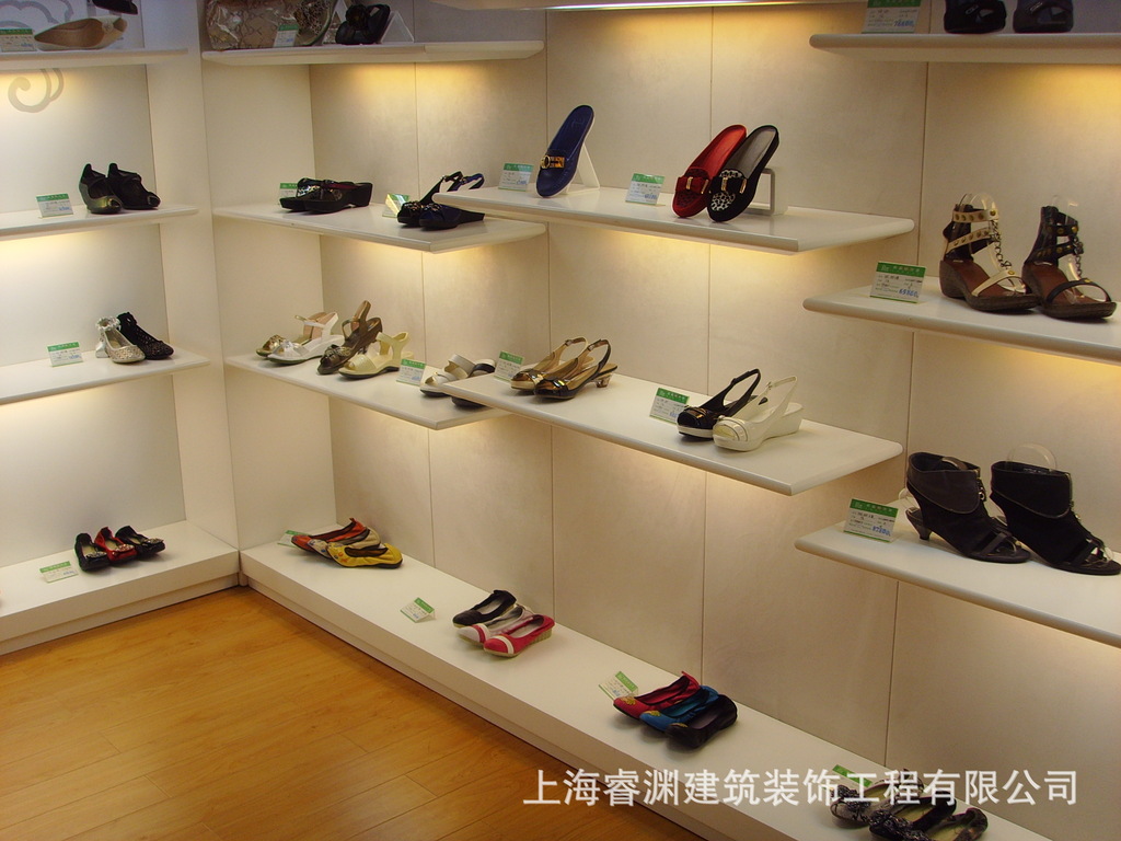 批发<em>采购</em>服装展示柜-<em>女鞋</em>专柜,专卖柜制作,上海