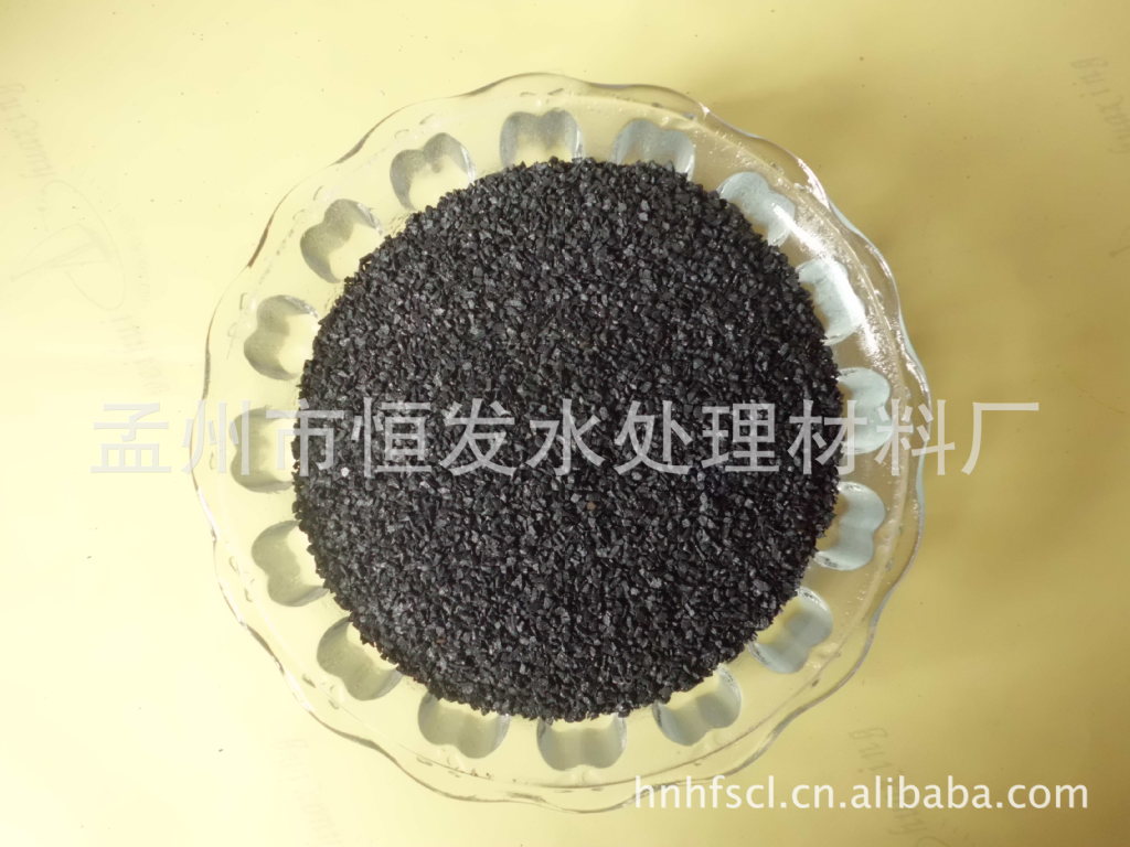 棕刚玉。 (4)