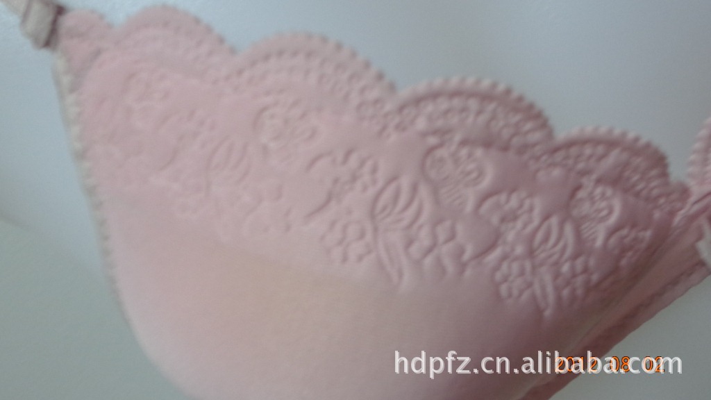 【汕头批发无钢圈少女<em>文胸AB通用杯</em>调整型两