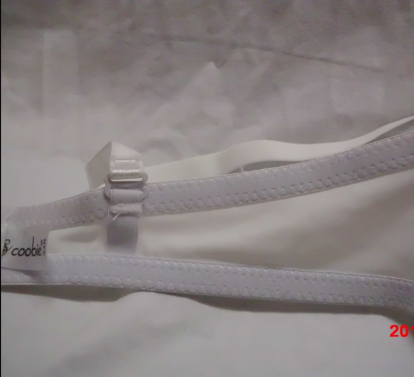 欧洲单<em>外贸文胸义乌</em>工厂直销:新款光面文胸性