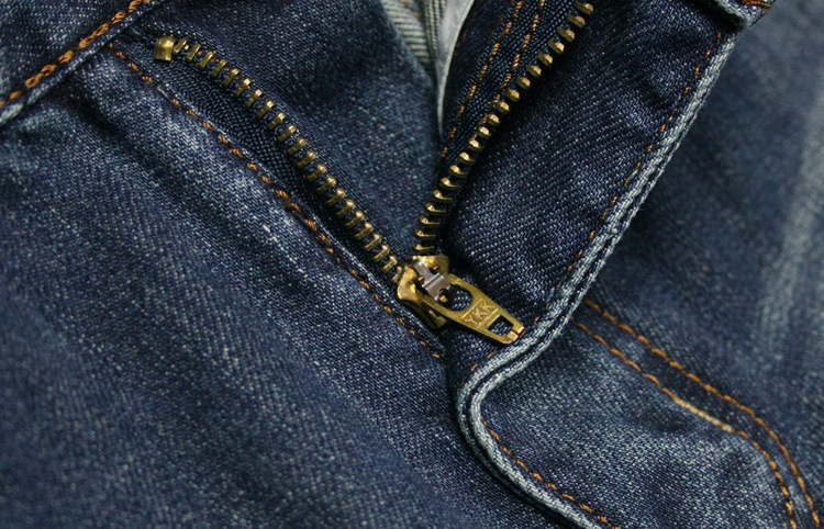 2012秋季新款直筒裤 牛仔裤男版 修身男式牛仔