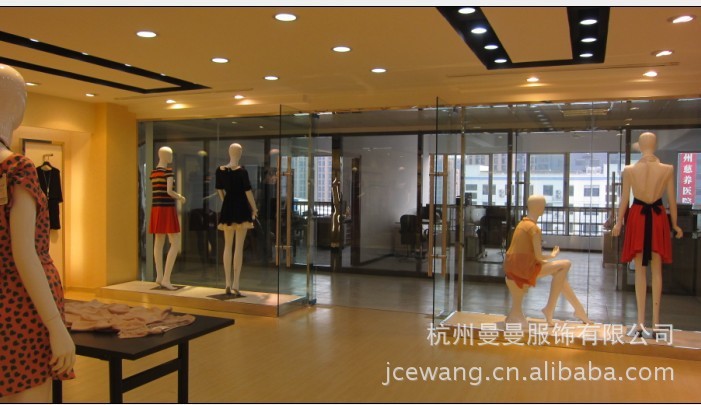 艾薇思曼免费诚招全国实体加盟商 冬装开始订货(图3)