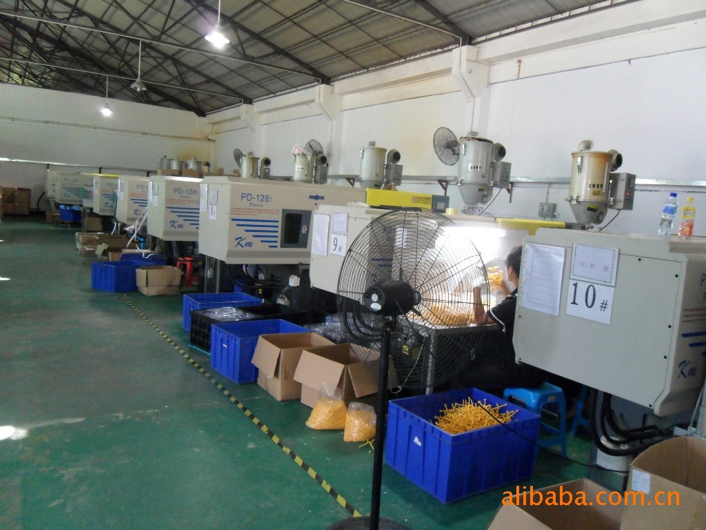 把握塑胶模具行业新动态：推动制造业转型升级