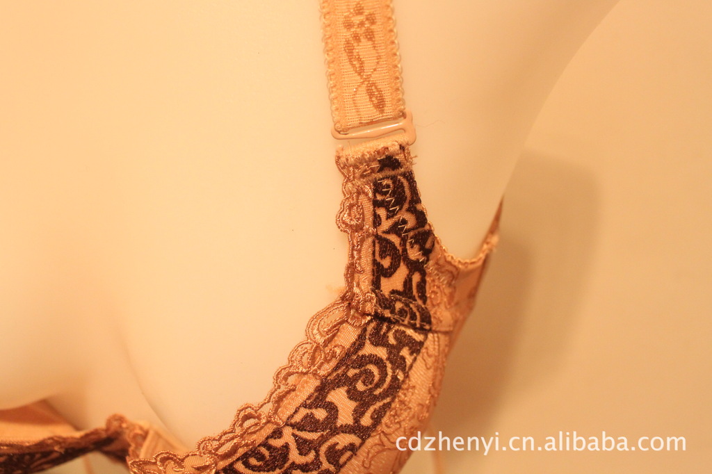 热销正品<em>慕莎</em>纯专业调整型<em>内衣</em>驼色玫瑰<em>精油</em>厚