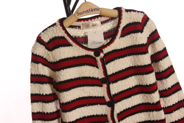 呛口小辣椒 巴黎行 红色<em>条纹针织开衫 外套</em> 11