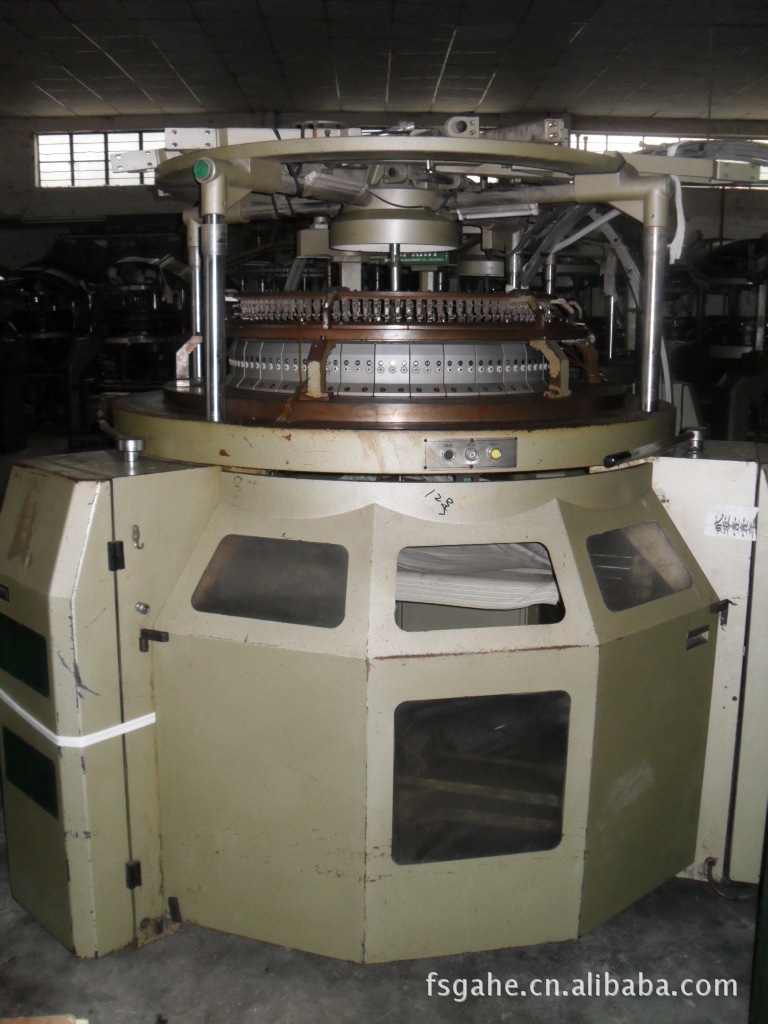 供应二手大圆机:2001年韩国金龙单面机图片,供