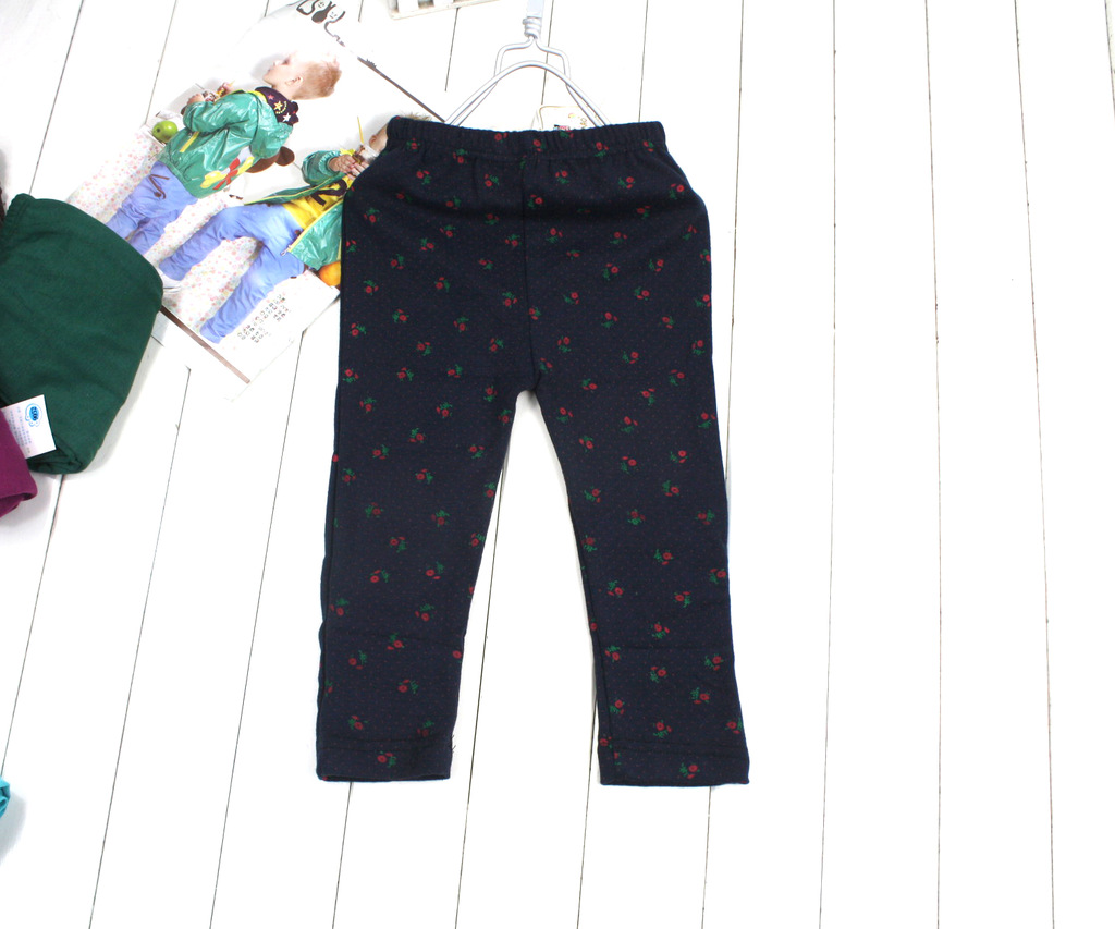 2012阿笨猫秋款<em>打底</em>裤 <em>短裤</em> 散<em>码</em> 花色很多 混