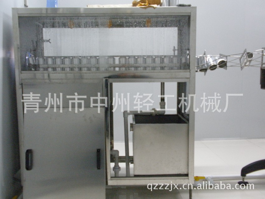 易拉罐冲灌机_副本