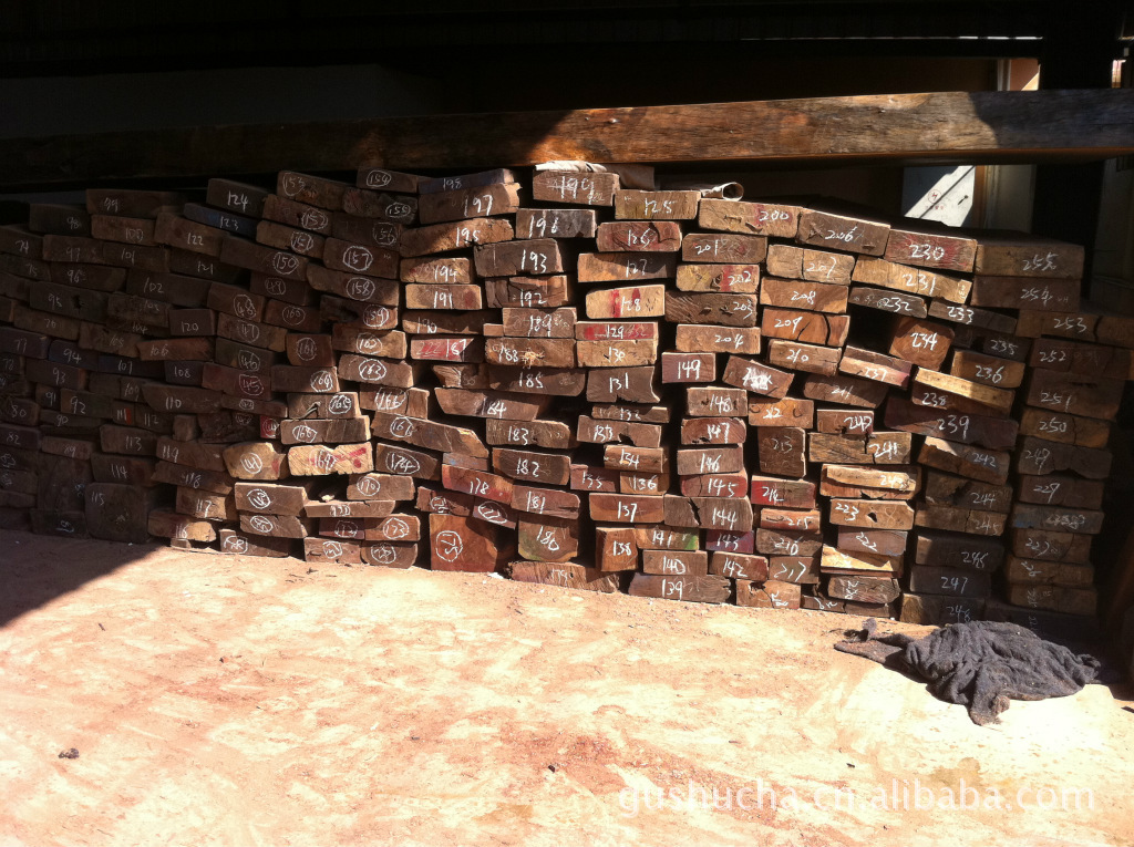 大红酸枝板材 _ 大红酸枝板材价格报价 _ 云南