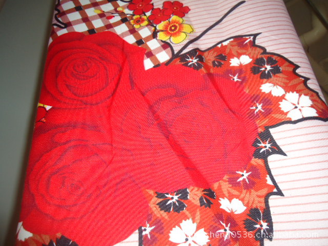 印花布,适合做床单,被套等家居用品