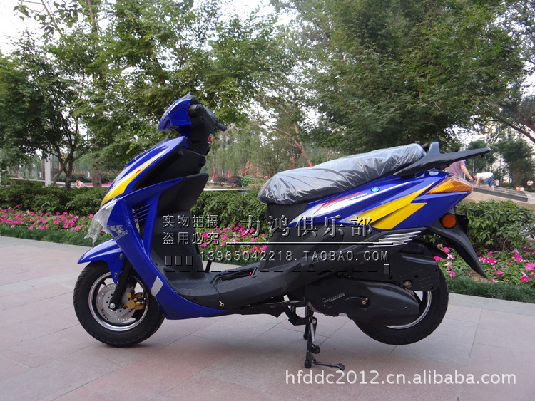 【力鸿俱乐部】厂家直销摩战助力车摩托车 前