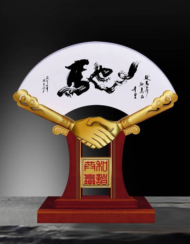 合作共赢 商务琉璃玉摆件 合金 红木 房地产开盘 会议礼品