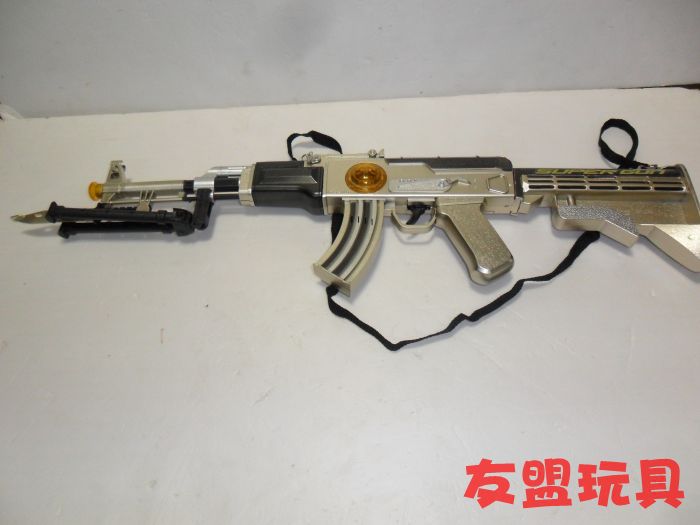 军事模型-黄金版AK 电动八音枪 捍卫先锋产品