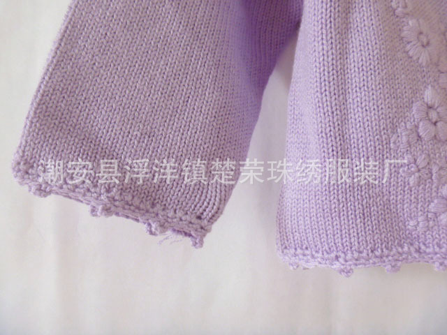 特批外贸原单小童毛衣、纯手工<em>绣花</em>儿童<em>开衫</em>图