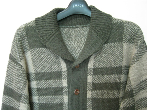 2012最新日本原单 格子纹<em>小翻领开衫</em> 厚<em>毛衣</em> 男