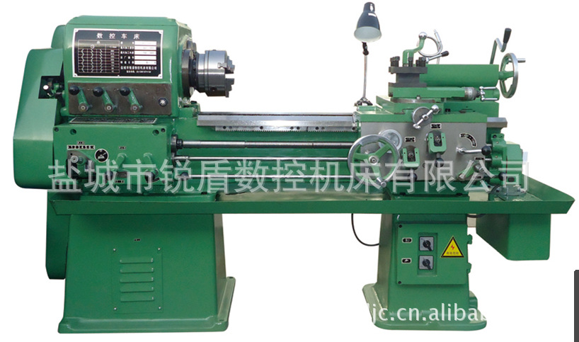 【质量可靠】 C6136A数控车床 江苏数控机床厂家