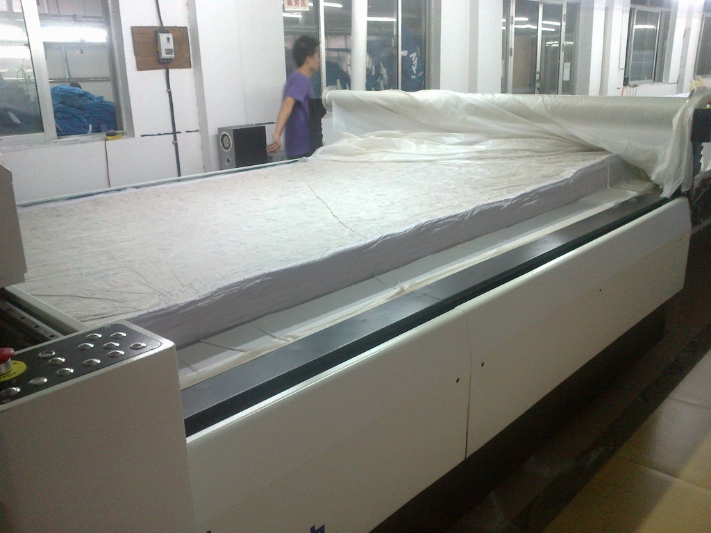 全自动裁床图片,全自动裁床图片大全,天铭科技