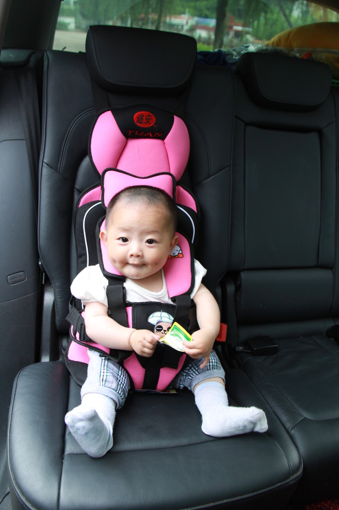 厂家直销供应汽车儿童安全座椅新生儿儿童座椅