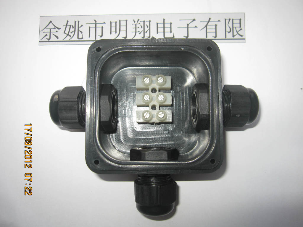 (厂家供应)埋地灯,农牧设备,电缆电线防水接线盒