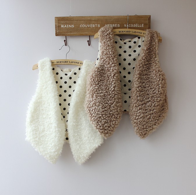 [ap54]纯手工编织粗毛线圆弧下摆<em>针织马甲</em>/马夹