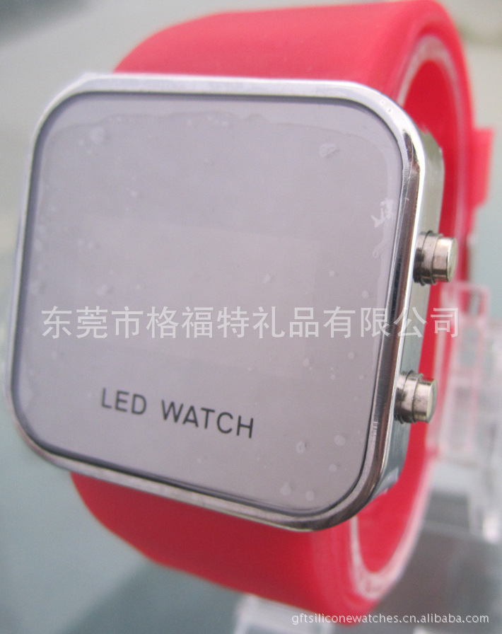 厂家热销合金led硅胶手表 女士手表