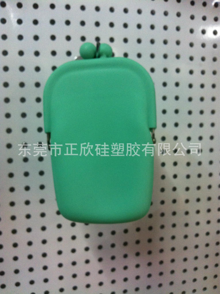 【硅胶手机包 零钱包,果冻包批发 卡通珠扣钱包