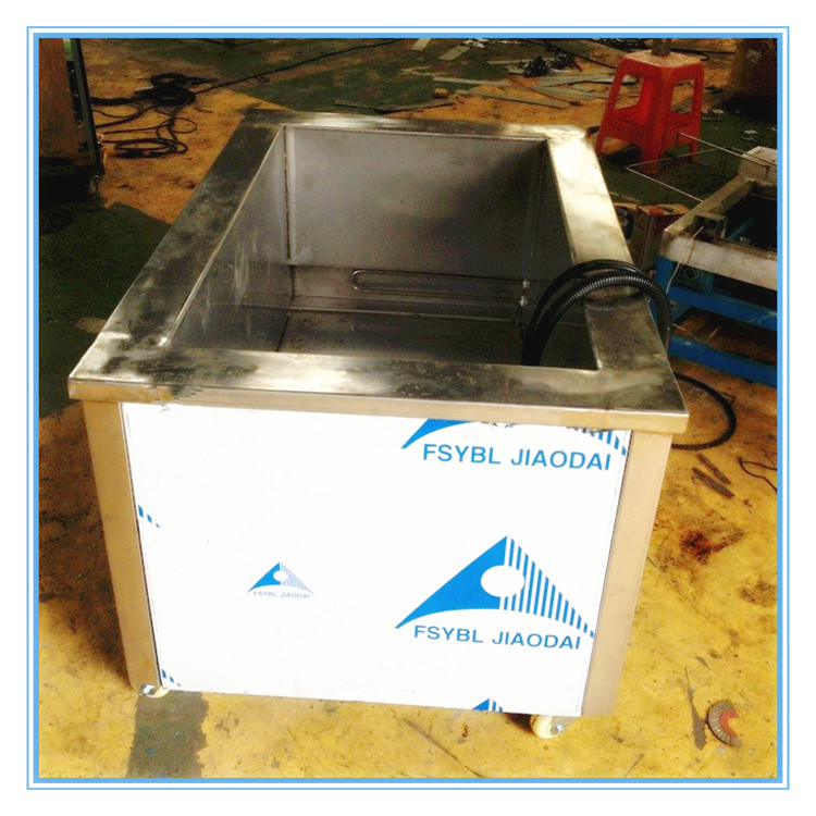 爱我的 饿_副本