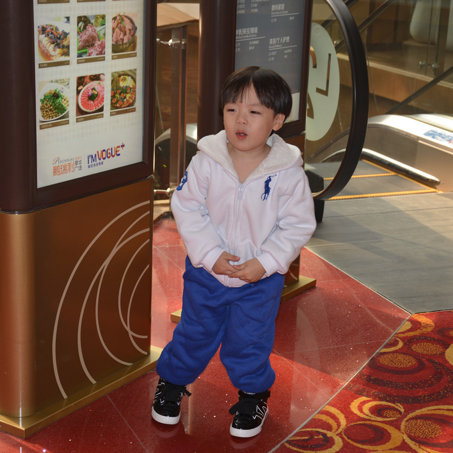 廣東產地 2013冬裝新品 外貿品牌童裝批發 運動兩件套 童套裝dz4-3