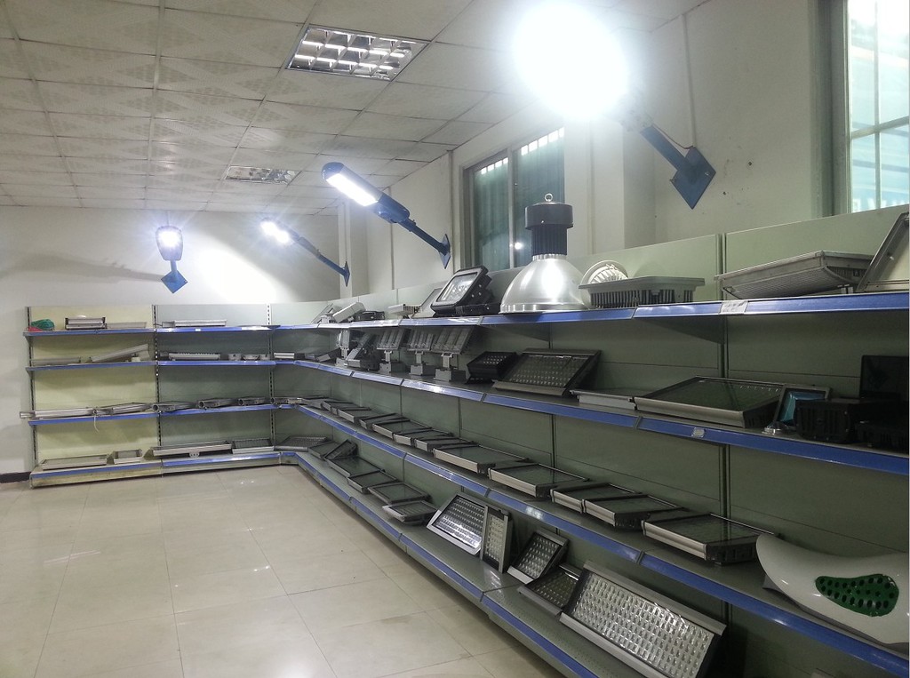 3Q6]8$Y_}R%9B3_7W51QDNG