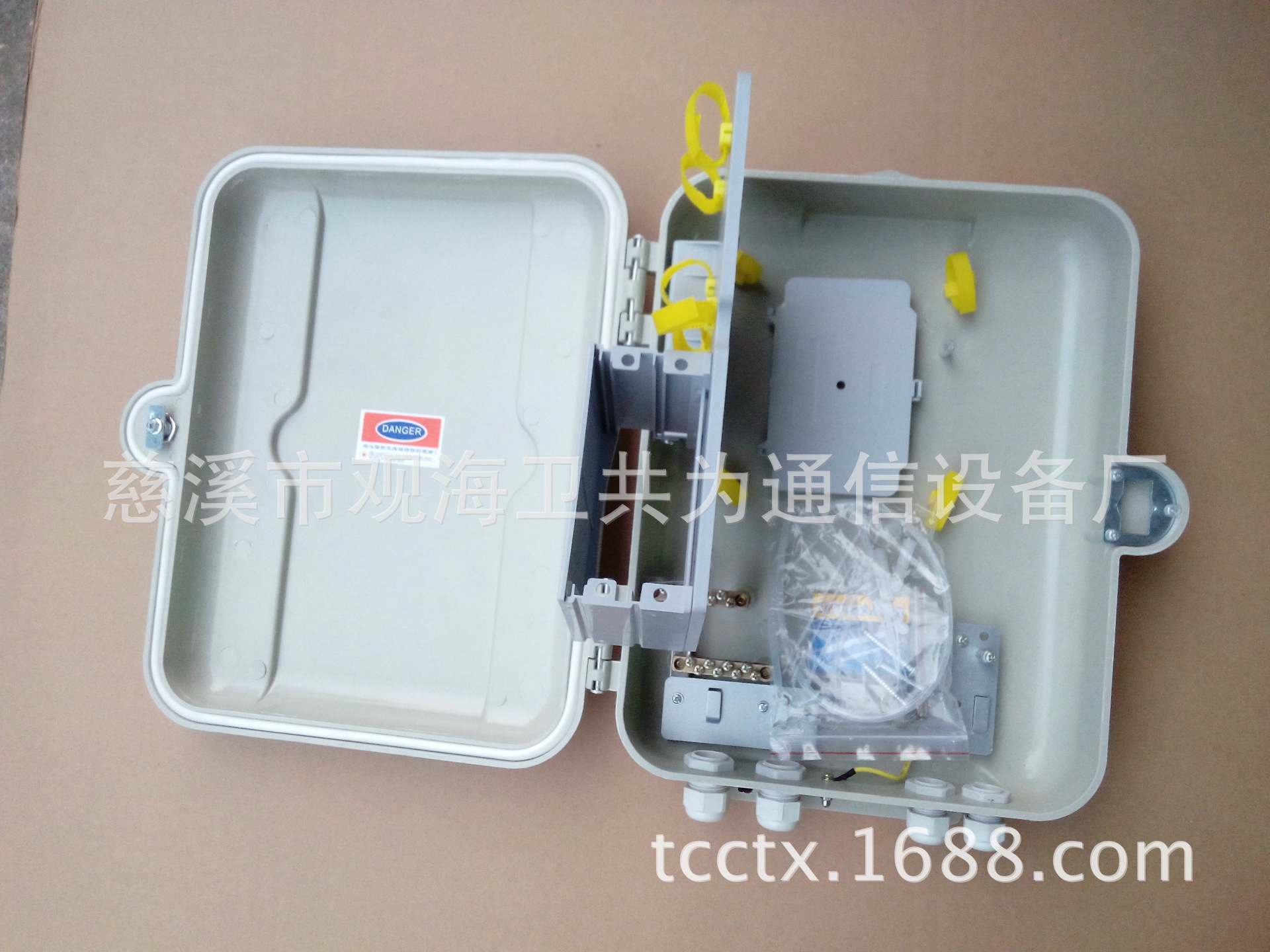 FX-SMC二槽光分路器箱1
