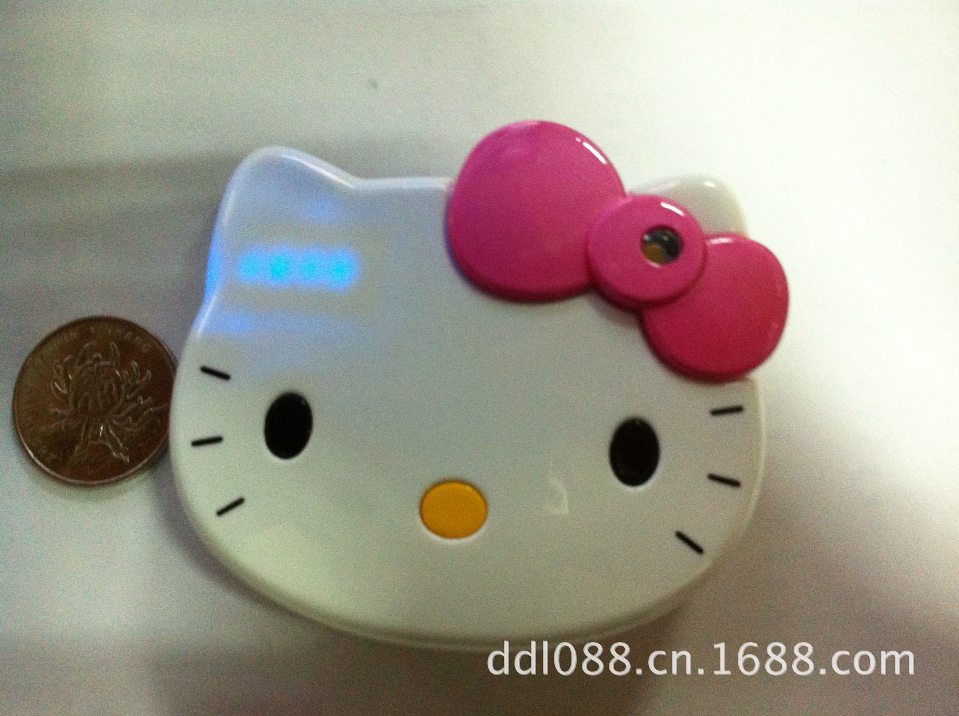 工廠 超萌hello kitty充電寶三星 iphone移動電源 充電寶帶led燈批發・進口・工廠・代買・代購