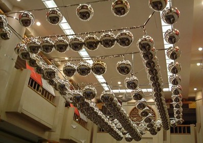 广州商场中庭吊饰去哪儿做?_yufengpenghui