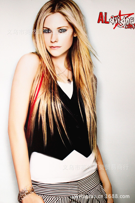 【人气欧美女明星艾薇儿海报 动漫 NBA 压纹 