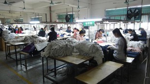 毛衣生产流程 大朗品牌毛织厂 杰然不同原创女