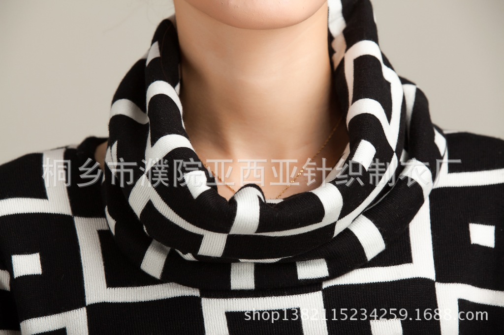 2013秋冬尊贵妈妈装新款羊毛衫