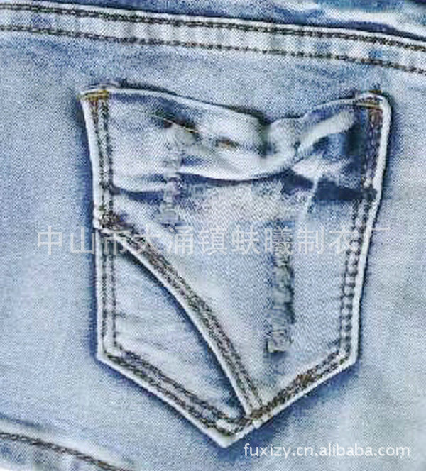 新品夏季<em>短裤</em> <em>欧板</em>时尚 浅蓝水洗 休闲 女牛仔裤