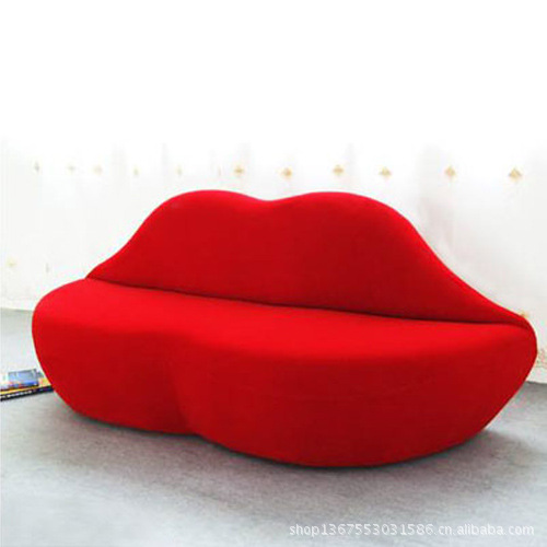 Bocca sofa