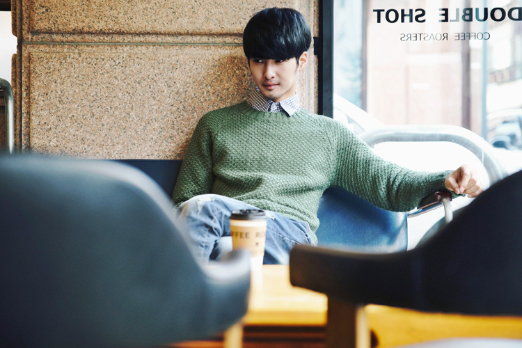 简约百搭<em>圆领</em>修身<em>毛衣男</em>韩版针织衫 - 简约百搭