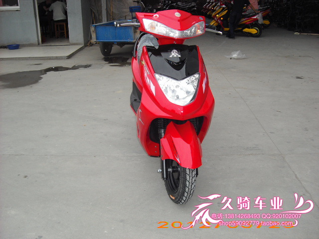 【供应批发新款小讯鹰聚英电摩电动车踏板车】