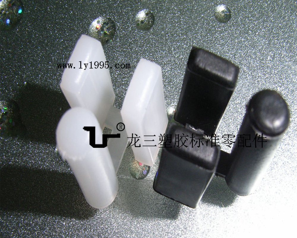 二扁一圆插头护套