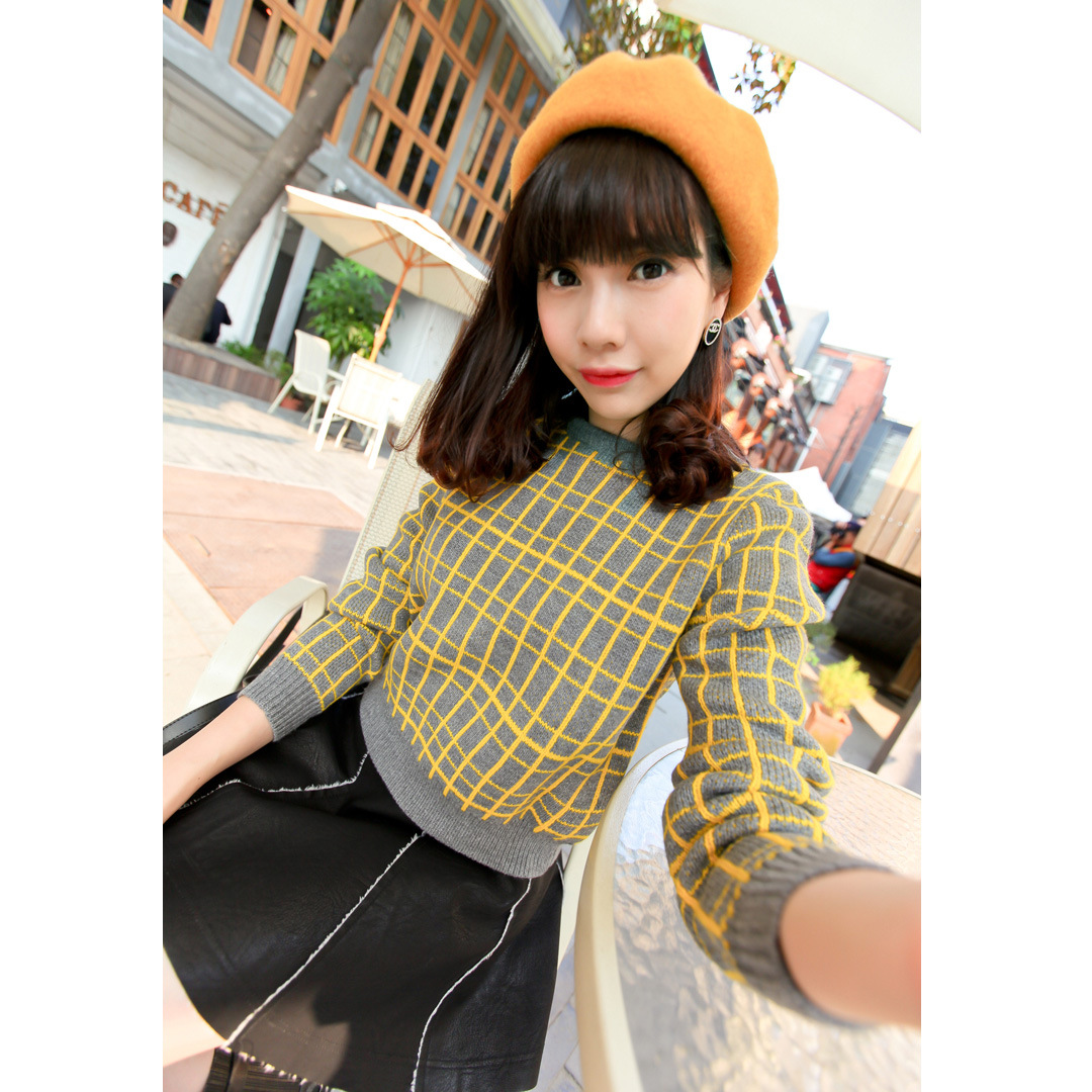 2013韩版新款格子<em>毛衣</em> 套头短款<em>毛衣</em>女<em>秋冬</em> 复