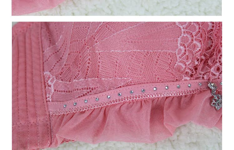 【品牌拆片聚拢<em>文胸罩</em>蕾丝花边调整<em>四排扣</em>AB