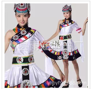 【<em>女装彝族</em>服装】<em>女装彝族</em>服装价格/图片_<em>女装</em>