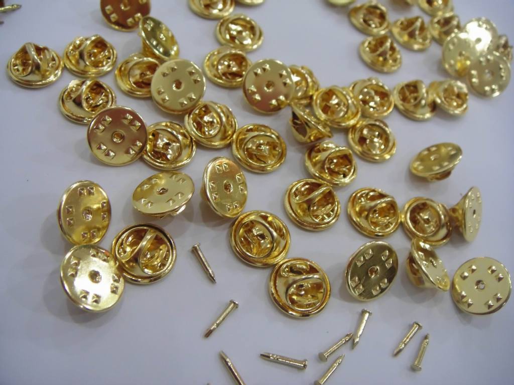 【大量供应 铜 酸洗金色 镀镍 优质蝴蝶扣】价格,厂家,图片,金属工艺品,东莞市长安铭达饰品店-马可波罗网