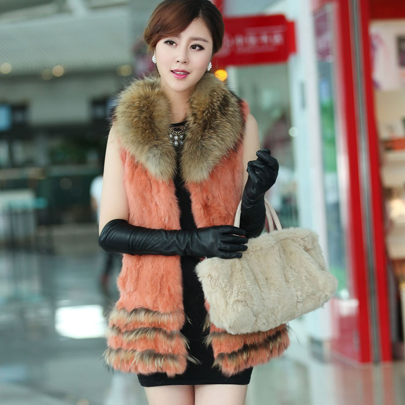价<em>皮草</em>清仓时尚高贵大气首选<em>狐狸毛皮草马甲</em> 