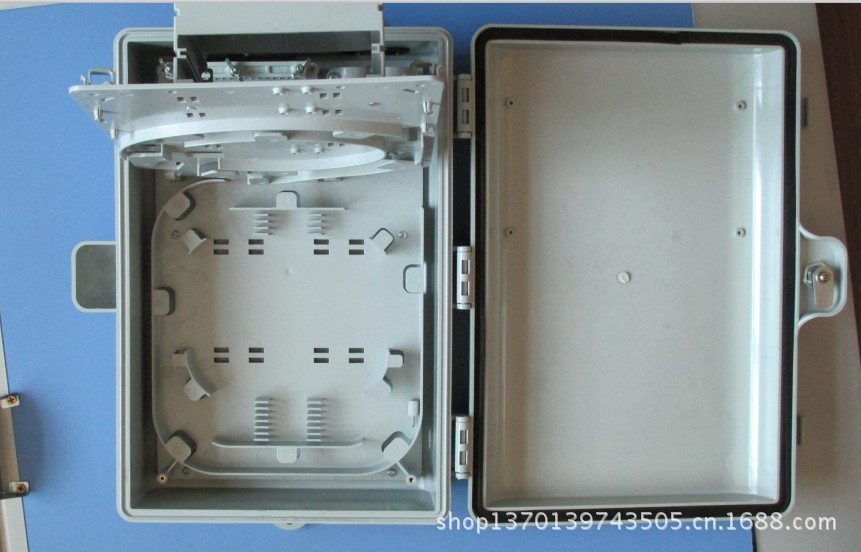 16芯插片式光分路器箱底部图片