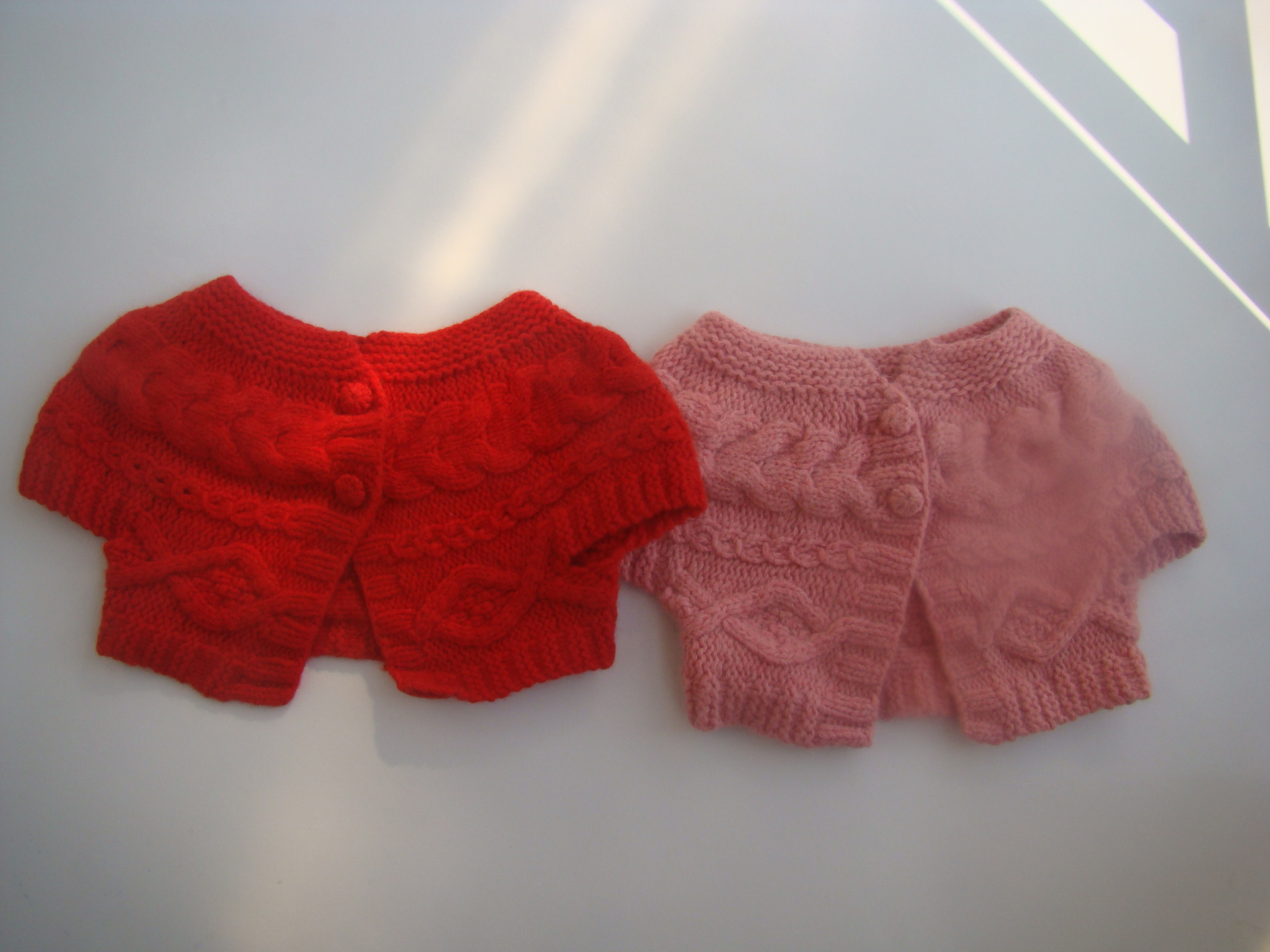 <em>童毛衣</em>-2014年外贸原单 纯手工<em>编织</em> 女童羊仔