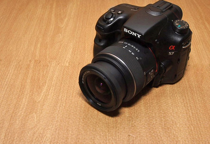 2013最新热款索尼数码相机 a57