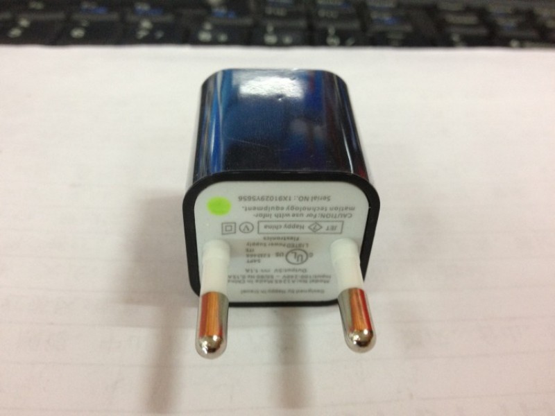 苹果小方充 彩色IPHONE5 IPHONE4S 欧规绿点