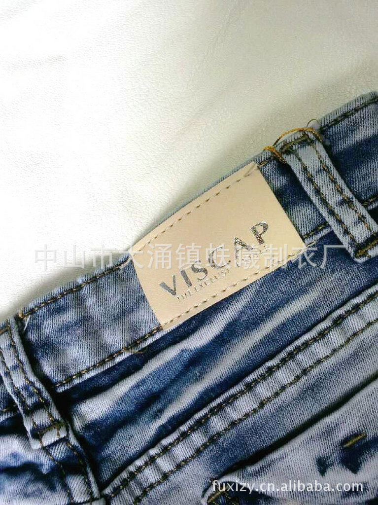 新品夏季<em>短裤</em> <em>欧板</em>时尚 浅蓝水洗 休闲 女牛仔裤